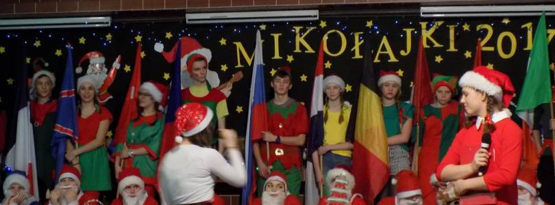 Zdjęcie główne aktualności Mikołaje z różnych krajów