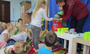 Zdjęcie aktualności Zajęcia otwarte w grupie Małych Podróżników