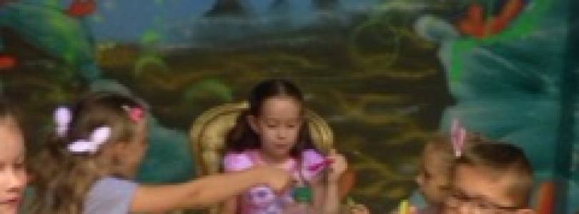 Zdjęcie główne aktualności Mali Podróżnicy świętują w,, Wesołej Mince’’.