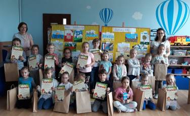 Zdjęcie aktualności Rozstrzygnięcie konkursu plastycznego,, Ukochany kraj’’