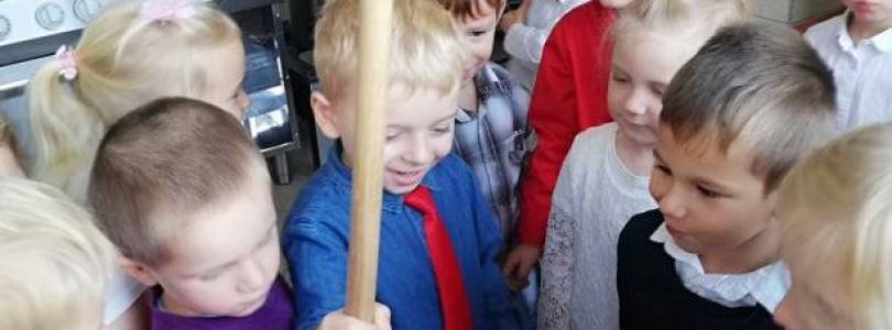 Zdjęcie główne aktualności Z wizyta w przedszkolnej kuchni 