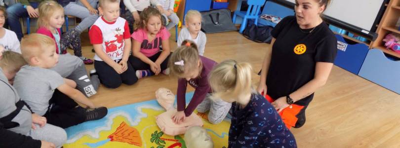 Zdjęcie główne aktualności Wizyta ratownika medycznego w przedszkolu