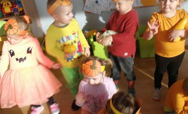 Zdjęcie aktualności Dzień Dyni w grupie Krasnoludków