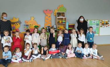 Zdjęcie aktualności Pasowanie w grupie ,,Kubusiów''