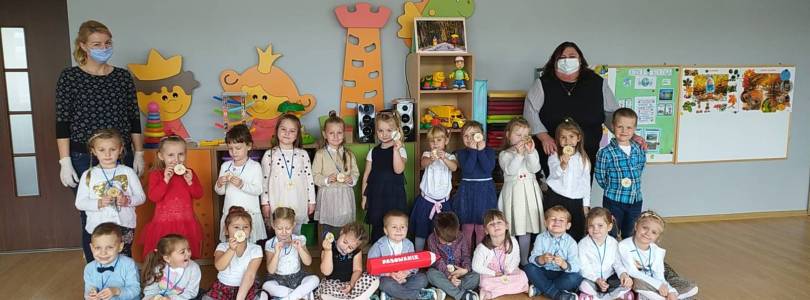 Zdjęcie główne aktualności Pasowanie w grupie ,,Kubusiów''