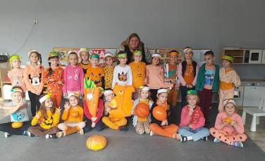 Zdjęcie aktualności Dzień pomarańczowy u Małych Przyrodników