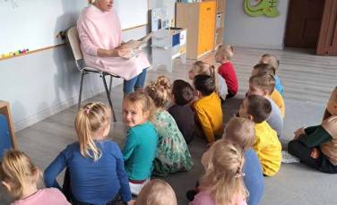 Zdjęcie aktualności Odwiedziły Pań z Miejskiej Biblioteki Publicznej