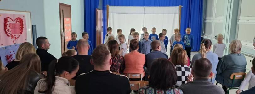 Zdjęcie główne aktualności Występ Małych Przyrodników dla Rodziców