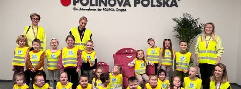 Zdjęcie główne aktualności Mali Podróżnicy w firmie Polinova Polska