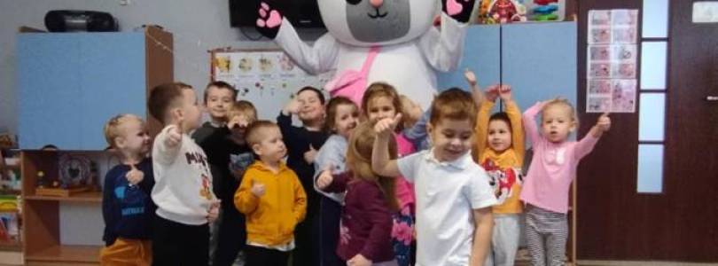 Zdjęcie główne aktualności Maskotka Koci Domek Gabi