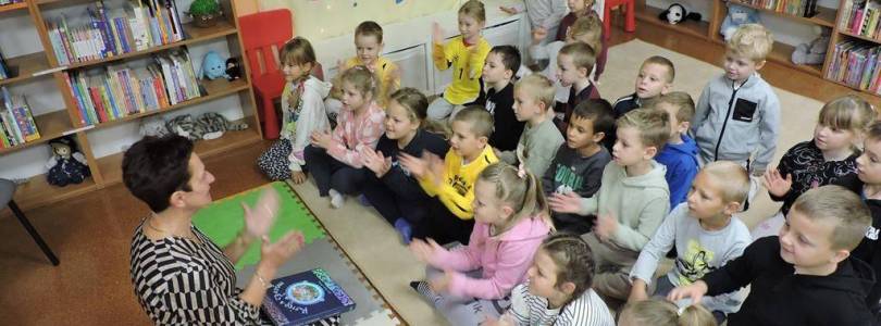 Zdjęcie główne aktualności Tydzień Ksiąg Zakazanych- Mali Podróżnicy