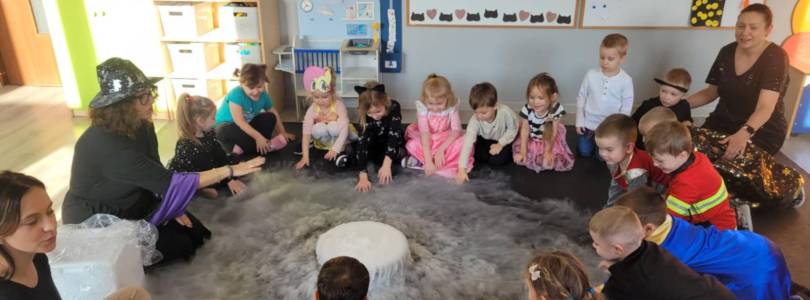 Zdjęcie główne aktualności Doświadczenia z suchym lodem- Kubusie