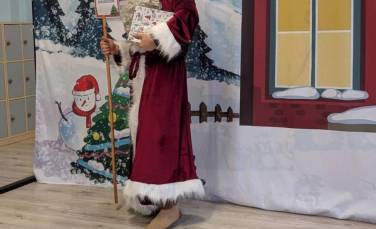 Zdjęcie aktualności Teatr Kurtynka ,,Świąteczny kurier''