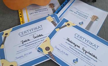 Zdjęcie aktualności Nauka gry na ukulele